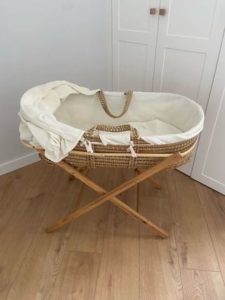 Moisés para bebé de mimbre