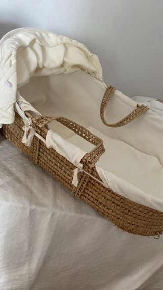 Moisés para bebé de mimbre