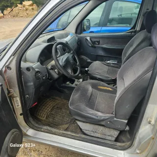 Se vende o cambia por caravana