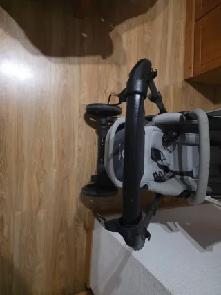 Carro dos piezas, silla + cuco. Easywalker