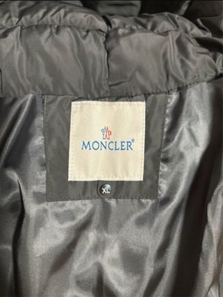 Chaqueta Moncler Negra Talla XL