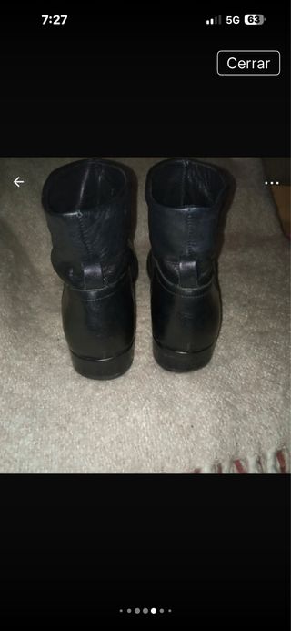 Botines de piel negros