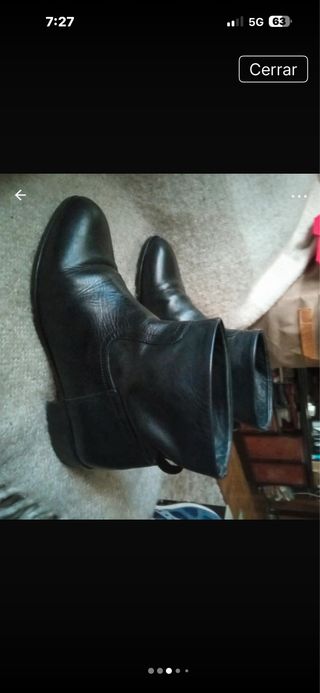 Botines de piel negros