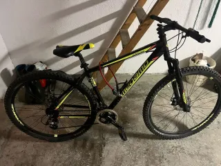 Bicicleta Megamo Negra y Amarilla