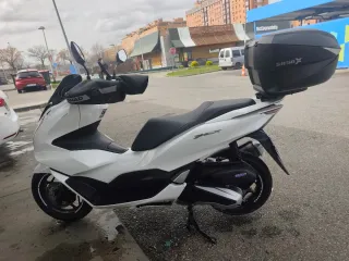 Honda PCX 125 Blanca 2021