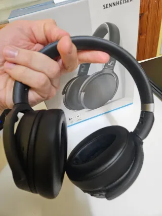 Auriculares Inalámbricos Negros