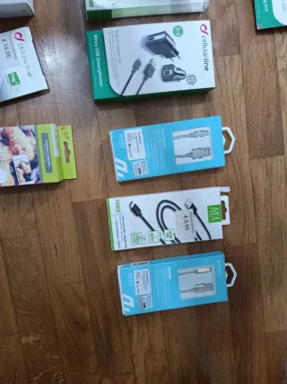 Accessori smartphone Cellularline vari