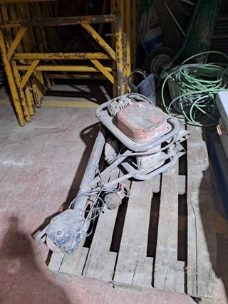 Elevador Eléctrico Albañilería