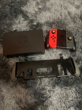 Nintendo Switch Azul/Rojo + Accesorios