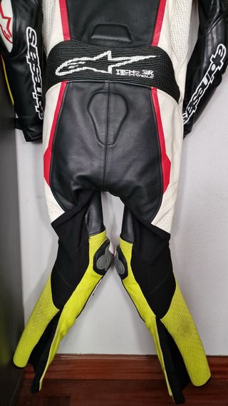 Mono Alpinestars GP Tech V2