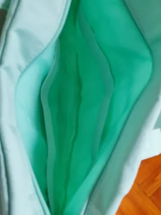 Bolsa bebé Mustela mint con corazones