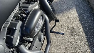 Harley Davidson Iron 883 Negra