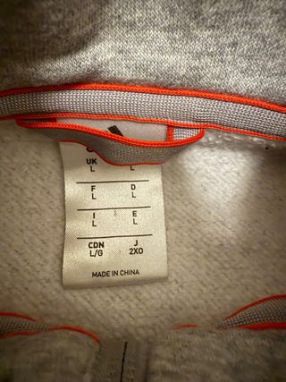 Felpa Adidas con zip grigia e rossa