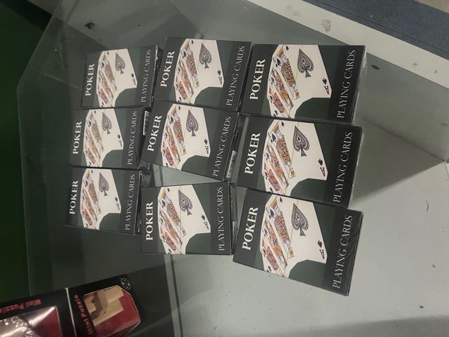 Lote de juegos de mesa y cartas