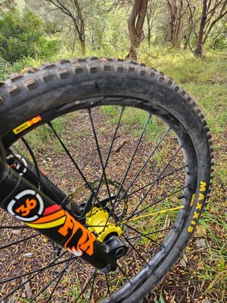 Bicicleta Santa Cruz Nomad 3