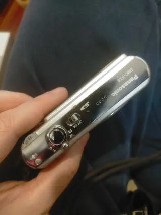 Cámara Panasonic Lumix 5.0 MP