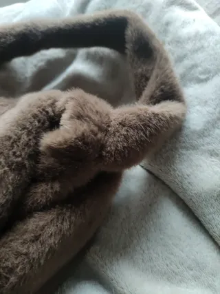 Bolso de pelito marrón y beige