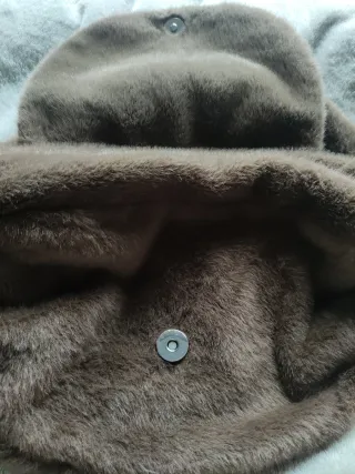 Bolso de pelito marrón y beige