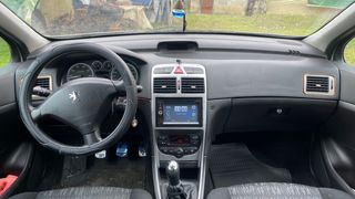Peugeot 307 2001