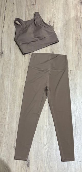 Conjunto deportivo mujer beige/marrón