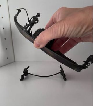 Antica gondola veneziana in bronzo