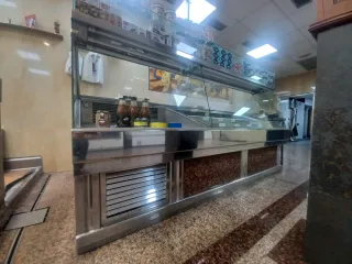 Vitrina expositora refrigerada con motor