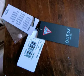 Vestido Guess cuello halter a rodilla sin estrenar