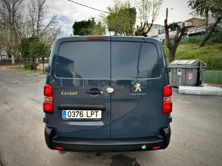 Peugeot Expert 2021