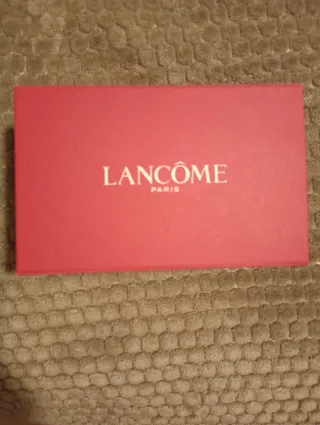 Caja de Perfume La Bomba y La vida es belle elixir