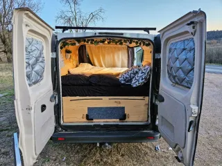 Alquiler camper Vivaro L1H1