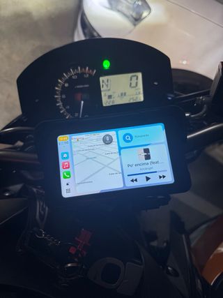 Suzuki GSR 750 ABS 2015