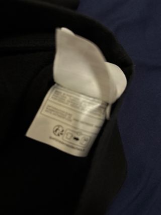 Felpa Arte nera con logo