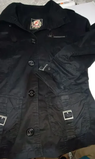 Chaqueta entallada negra talla M