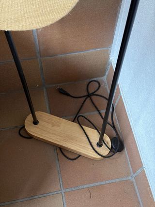 Lámpara de pie tela y madera