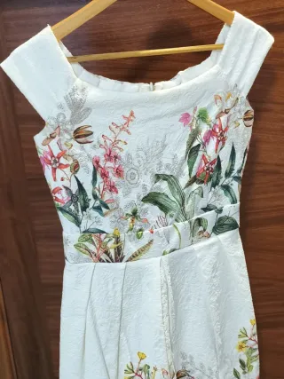 Vestido blanco estampado floral