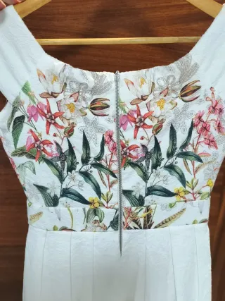 Vestido blanco estampado floral