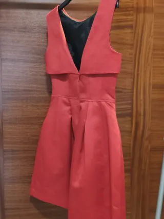 Vestido rojo con cuello Peter Pan