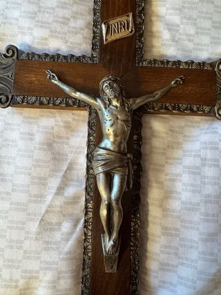 Crucifijo antiguo madera y metal