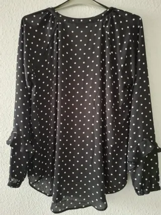 Blusa C&A lunares