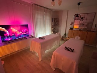 Masajista titulada en quiromasaje
