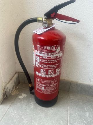 Extintor de incendios 6 kg ABC