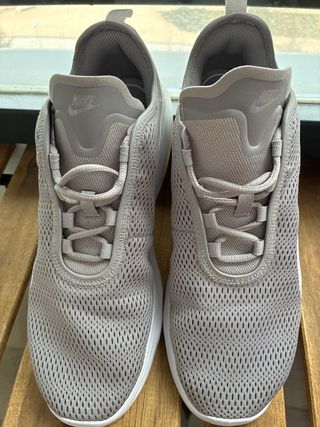 Zapatillas Nike Air Max Gris y Blanco