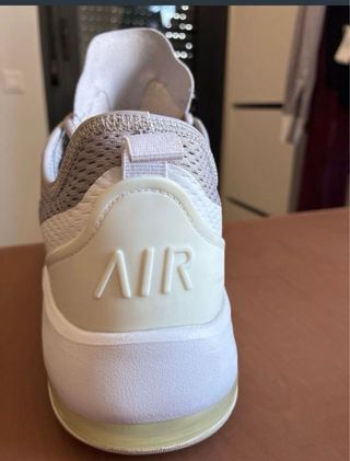 Zapatillas Nike Air Max Gris y Blanco