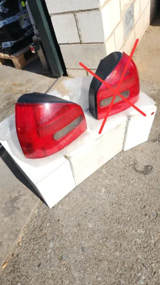 Piloto trasero izquierdo original Audi A3 8L 25e