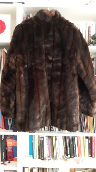 Abrigo corto pelo marrón Talla M