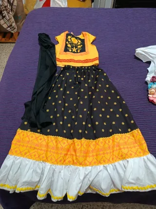 Disfraz infantil amarillo y negro