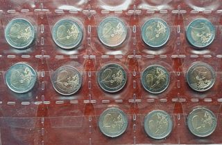 LOTE 13 MONEDAS CONMEMORATIVAS 2€ ESPAÑA, 2018-25.