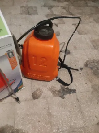 Pompa irroratrice 12 litri stocker