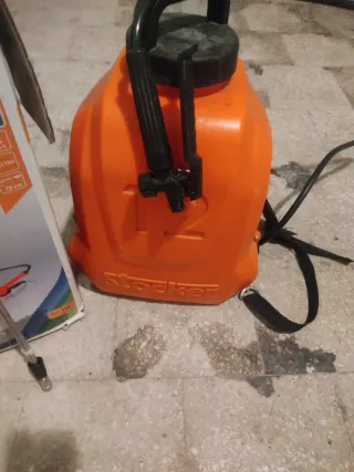 Pompa irroratrice 12 litri stocker