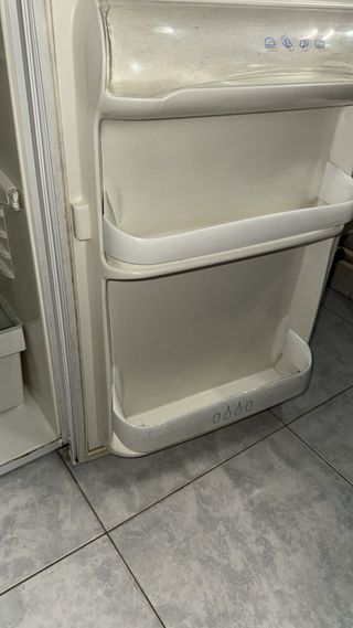 Nevera pequeña Corbero